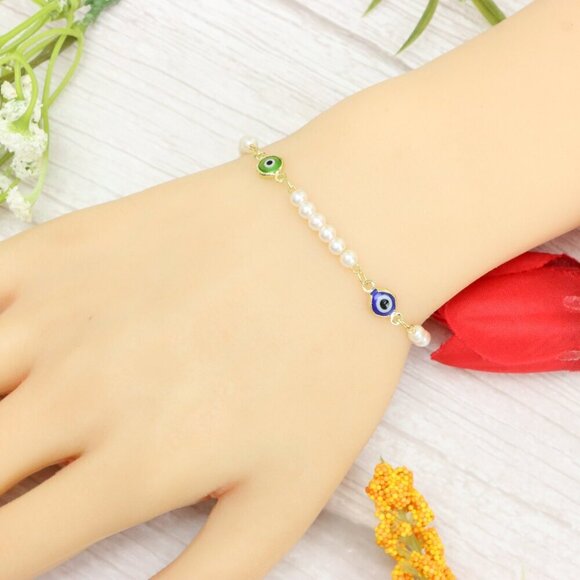 "Trendy Handmade Bracelet – A Thoughtful Gift for Girls & Women | UNVRC1452 - Picture 9 of 11